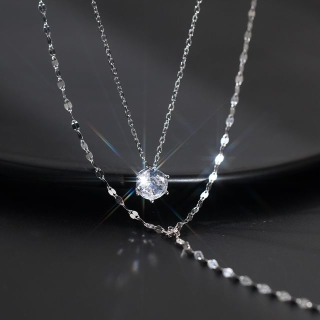 Rhinestone Lariat Necklace