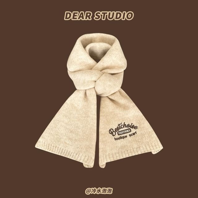 Lettering Embroidered Knit Scarf