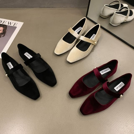 Velvet Mary Square Jane Shoes Toe
