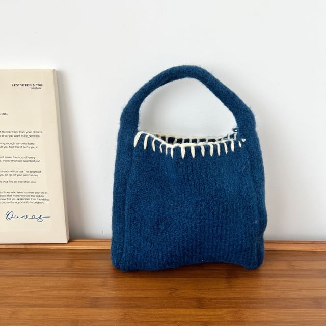 Contrast Bag Knit Tote Stitch
