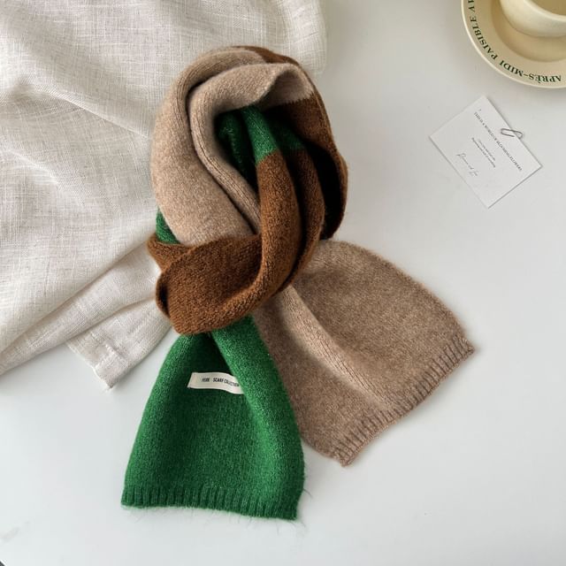 Color Scarf Block Knit