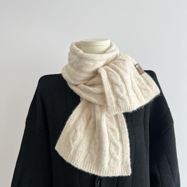 Knit Scarf Cable Plain