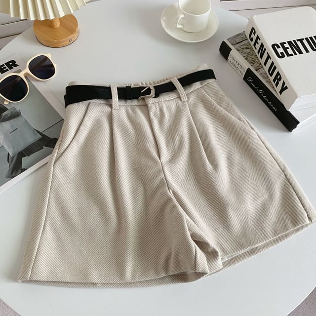 Set: High Waist Plain Shorts + Faux Leather Belt