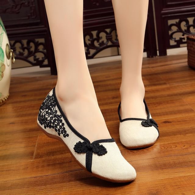Flower Embroidered Flats