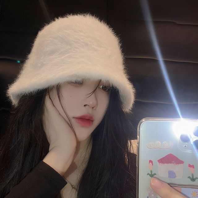 Fluffy Bucket Hat Plain