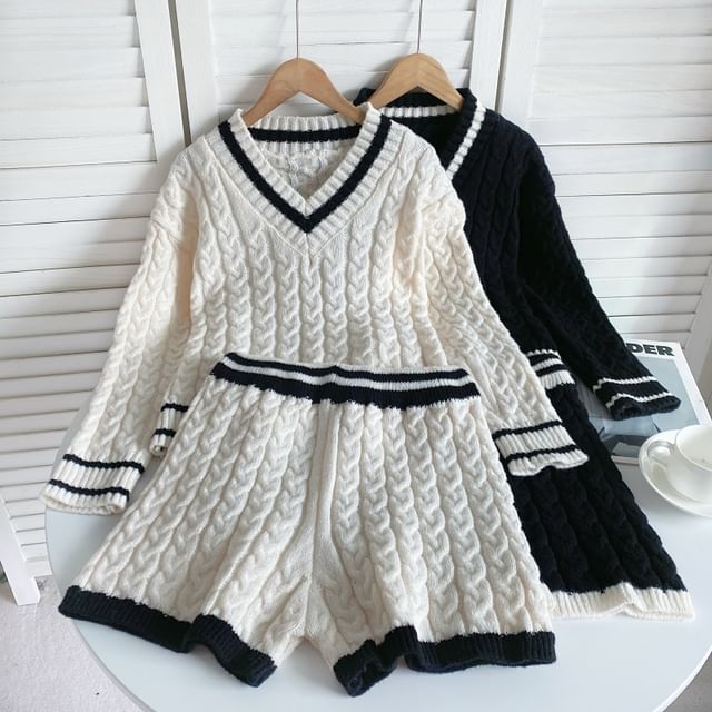 Set: V-Neck Contrast Trim Cable Knit Sweater + High Waist Wide Leg Shorts