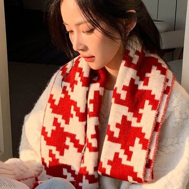 Scarf Patterned