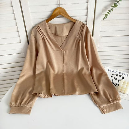 Long-Sleeve V-Neck Plain Pintuck Blouse