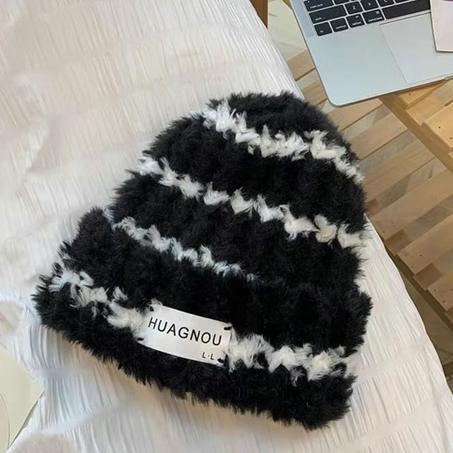 Beanie Striped Lettering