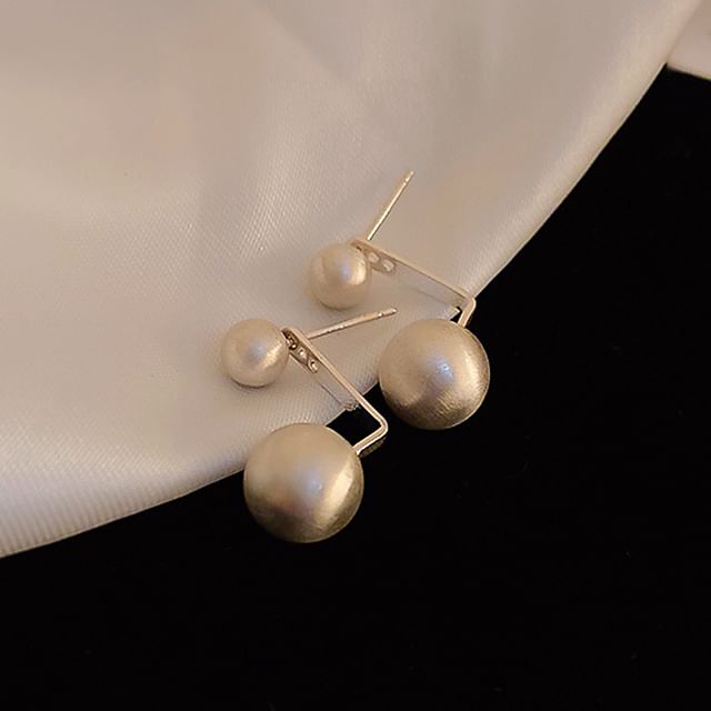 Silver Designs) Tone Earring (Various