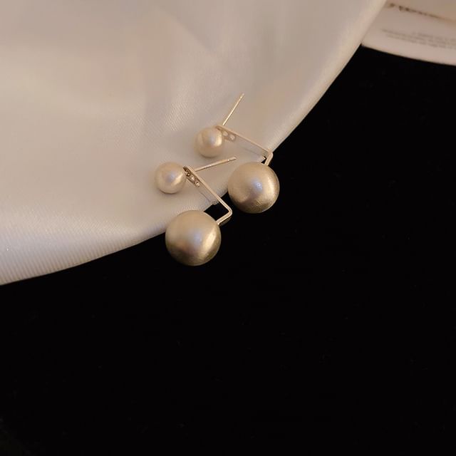 Silver Designs) Tone Earring (Various