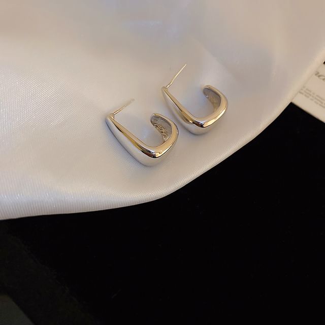 Silver Designs) Tone Earring (Various