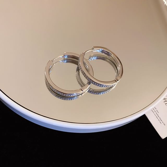 Tone Designs) Earring Silver (Various