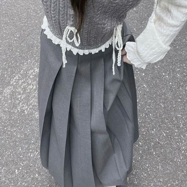 / Top Mock Two-Piece Buttoned Half Long-Sleeve Pleated Skirt Knit
