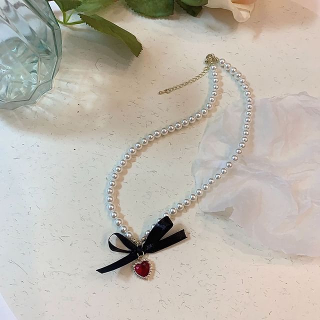 Ribbon Faux Choker Heart Pendant Pearl