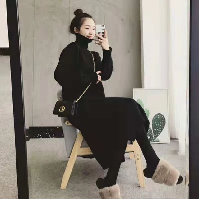 Long-Sleeve Plain Midi Sweater Turtleneck Dress