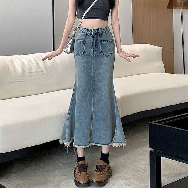 Mermaid Denim Midi Skirt with Frayed Hem and High Waist