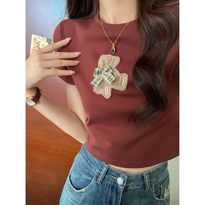 Short-Sleeve Crew Neck Bear Embroidered Cropped T-Shirt