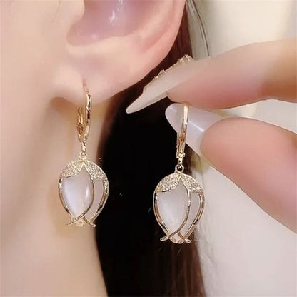 Faux Pearl Dangle Earring