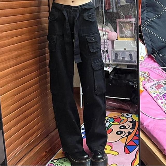 Low Rise Pocket Detail Wide Leg Jeans