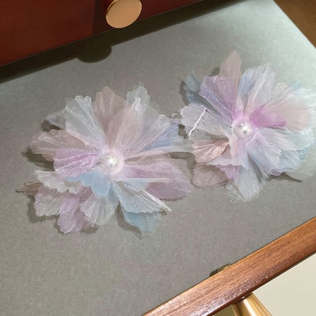 Floral Faux Mesh Stud Pearl Ear
