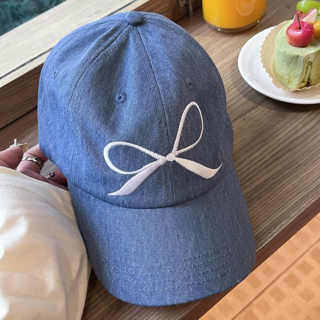 Embroidered Cap Bow Baseball