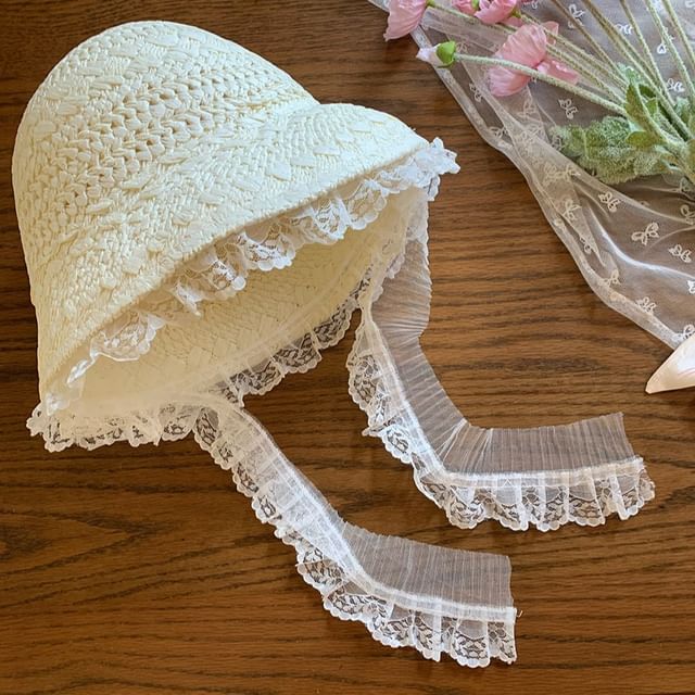 Lace Trim Straw Bucket Hat