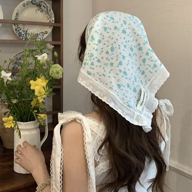 Triangle Head Scarf (Various Lace Embroidered Designs)