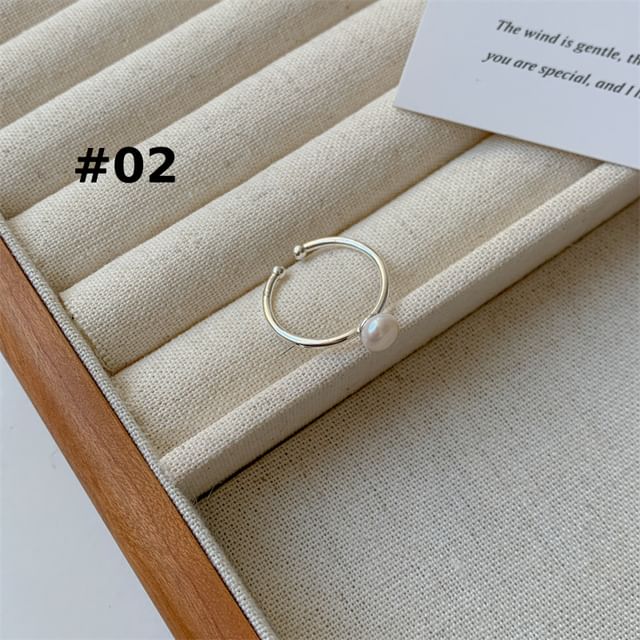 Faux Ring Pearl