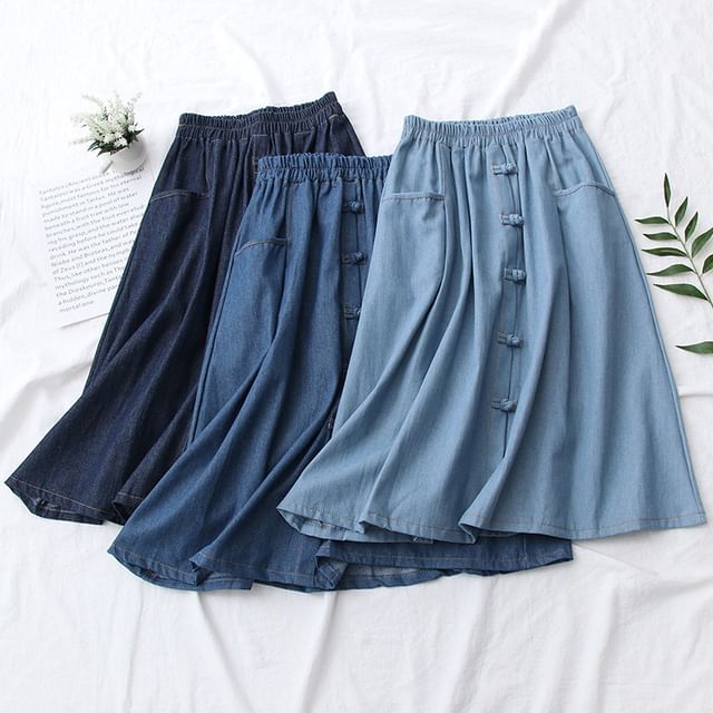 Buttoned Denim A-Line Midi Skirt with Elastic Waist