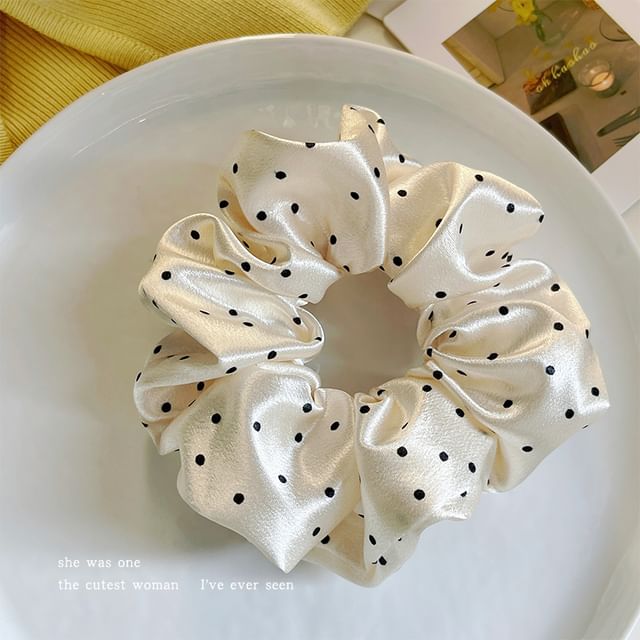 Polka Dot Fabric Scrunchie