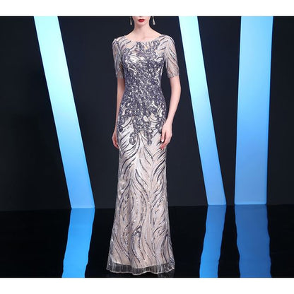 Short-Sleeve Round Neck Patterned Sequin Trumpet Evening Gown