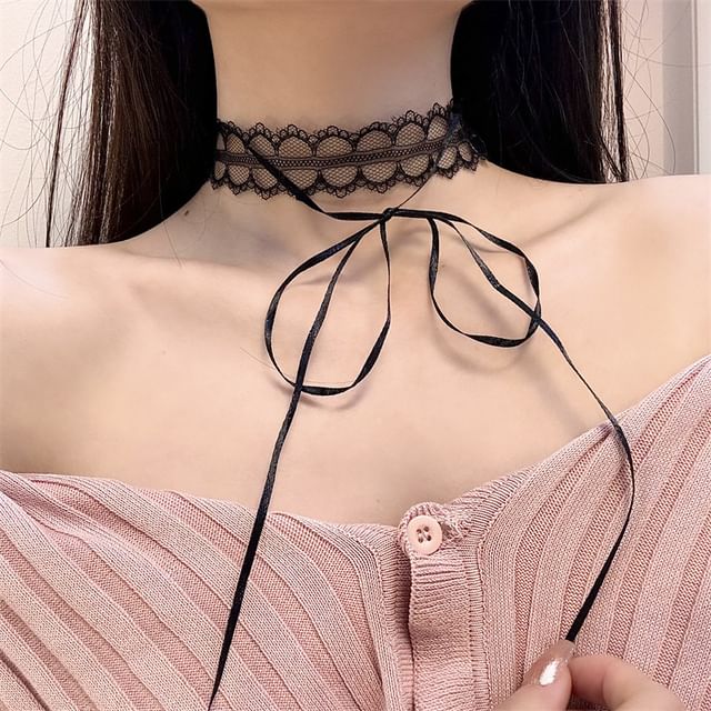 Ribbon Choker Lace