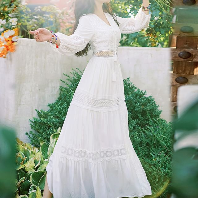 A-Line V-Neck Maxi Puff-Sleeve Lace Plain Trim Dress