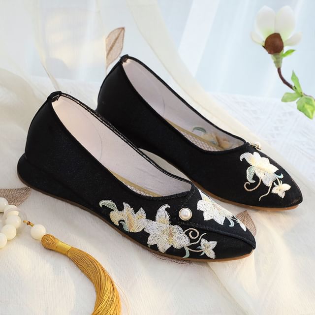 Flower Flats Embroidered