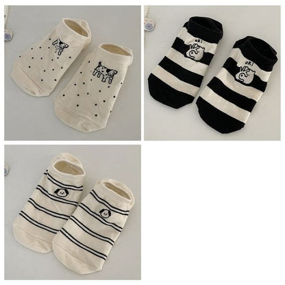 Two Tone Embroidered Low Cut Socks Set