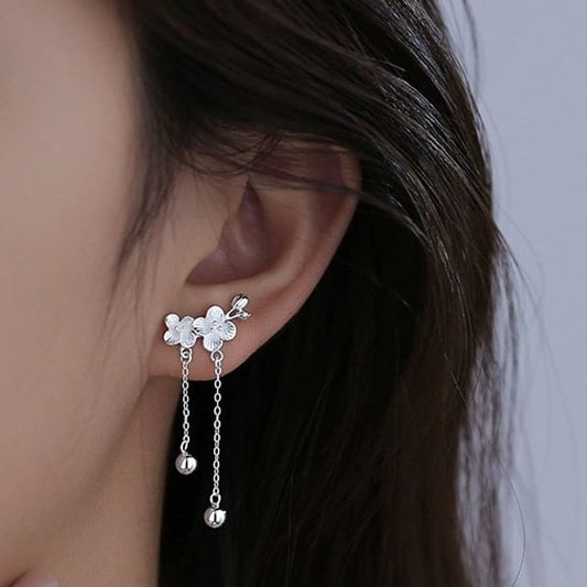 Floral Alloy Asymmetrical Dangle Earring