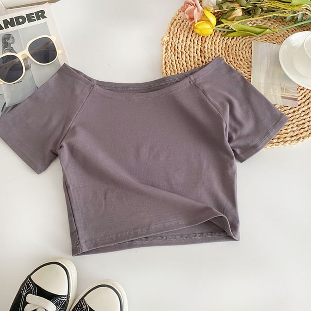 Short-Sleeve Off Shoulder Plain T-Shirt