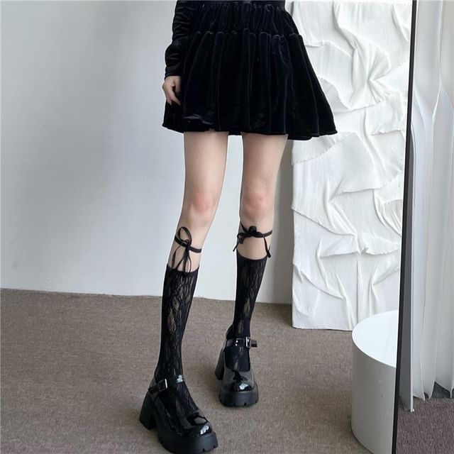 Lace Lace-Up Socks