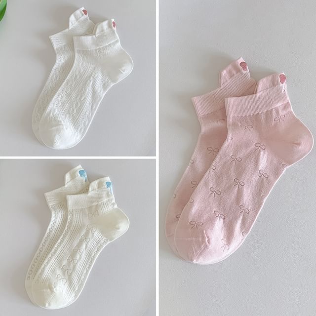 Bow Embroidery Socks Set