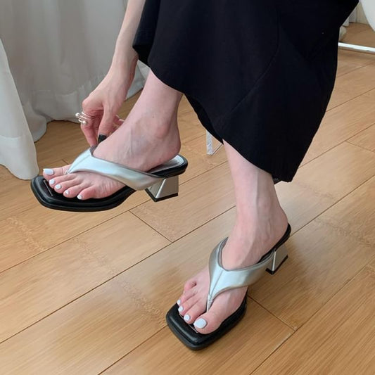 Block Heel Thong Sandals