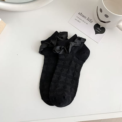 Ruffle Trim Socks