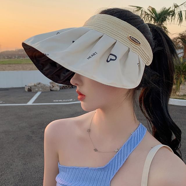 Wide Sun Heart Brim Print Visor