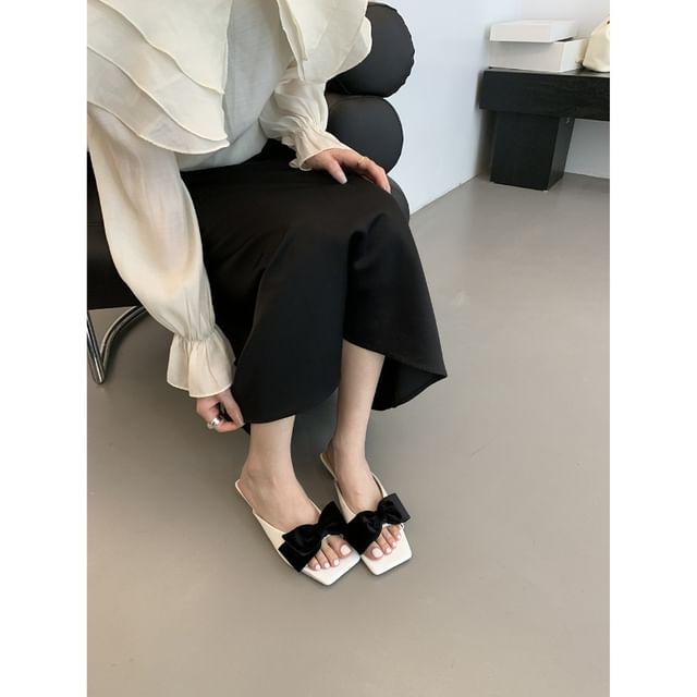Bow Heel Slide Kitten Sandals