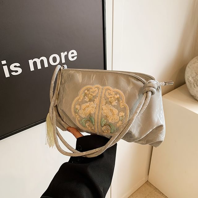 Flower Embroidered Shoulder Bag