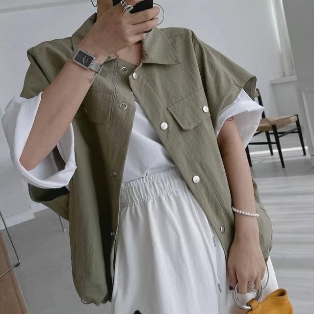 Short-Sleeve Button-Up Plain Shirt