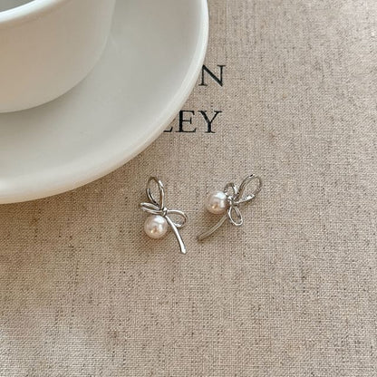 Bow Faux Pearl Drop Earring