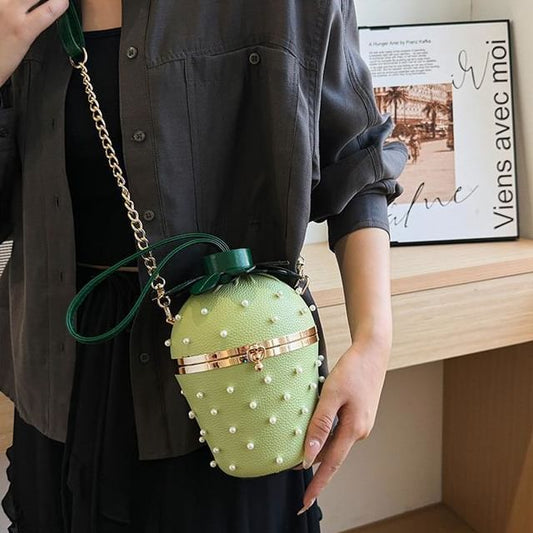 Bucket Chain Strap Strawberry Bag