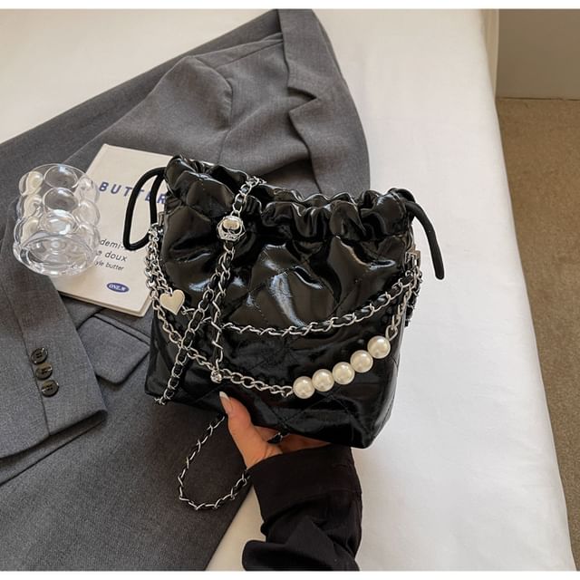 Bucket Quilted Strap Chain Bag