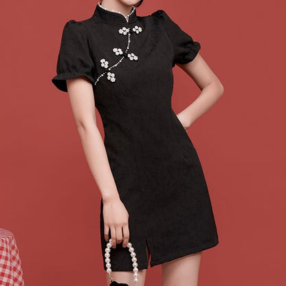 Traditional Chinese Short-Sleeve Stand Collar Faux Pearl Accent Frog Buttoned Slit Mini A-Line Dress